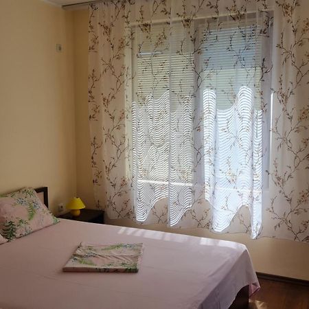 Apartment Lazur By The Sea Равда Экстерьер фото